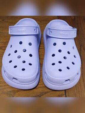 CROCS Women's Lilac Classic Crush Clog